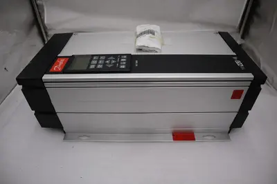 NEW DANFOSS VLT5006 PT5C54STR3DLF00A00C0 175Z0293 VARIABLE SPEED DRIVE #H1106