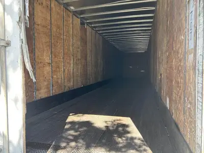 2001 Stoughton 53 ft Dry Van Trailer - Swing Door
