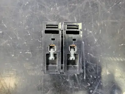 NEW CUTLER-HAMMER BA220