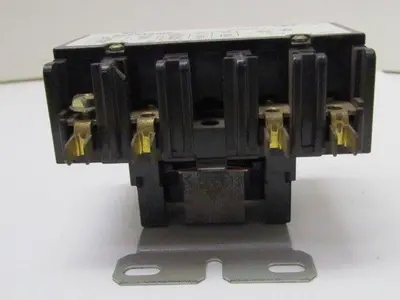 Siemens CDM30C4 Model 93 24vac Coil Contactor 4-Pole Furnace