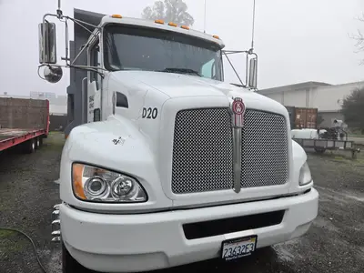 USED 2020 KENWORTH T270