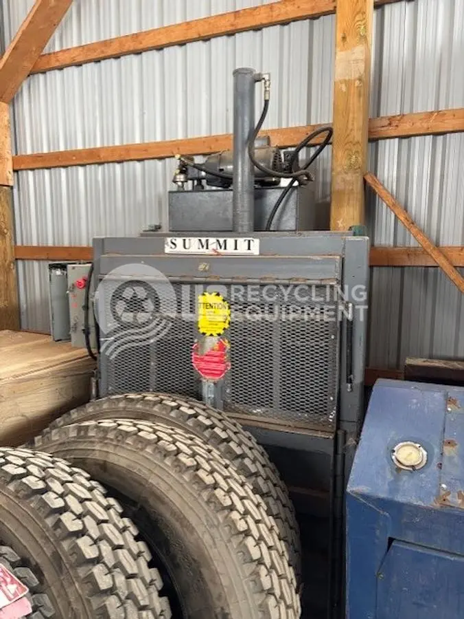 USED SUMMIT V3-36B VERTICAL
