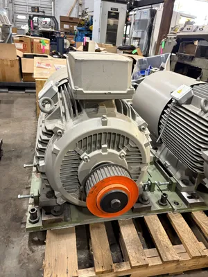 SIEMENS 1LE15232DC033AK4-Z Motors | ESS Industrial Equipment Sales (3)