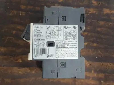 Used SCHNEIDER ELECTRIC GV2ME08 Switchgears British Columbia CA | Lenmark #242054