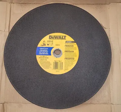 Used DEWALT A30S-BF Misc Industrial Equipment Kentucky US | Aucto #688233