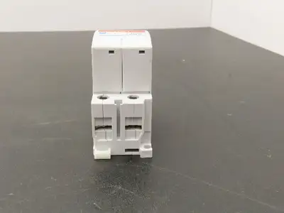 Fuji Electric CP30FM-2P0P5 Circuit Breaker 250VAC 125VDC 0.5A 2-Pole