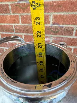 USED ALLOY PRODUCTS 15 LITER STAINLESS STEEL VESSEL 125 PSI W/ 4.5" OPENING