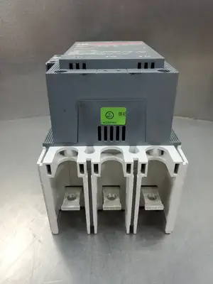 ABB A210-30 CONTACTOR, 3P, 350A, 220-690V. 4A-39