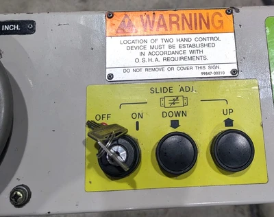 USED 2007 KOMATSU PRESSES KOMATSU E2W200-SVS PRESS