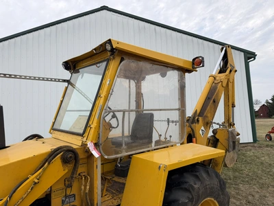 USED ALLIS CHALMERS 715 SERIES B BACKHOE