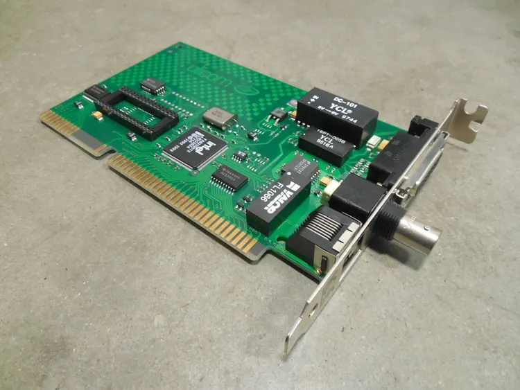 Used OLICOM _UNKNOWN_ Electrical Controls | Green Industrial #680738