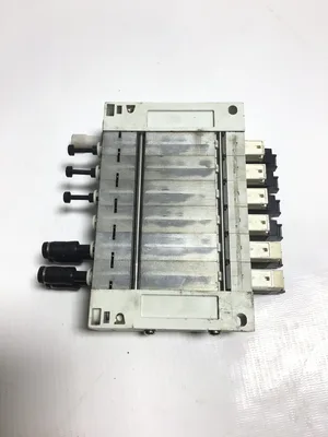 SMC VQ2141-5L-C6 Solenoid Valve 0.16 MPa Press