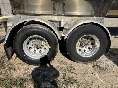 Used 2018 TREMCAR MILK TANKER TRAILER Liquid Supply Trailers Michigan US | Miedema Asset Management Group #1709532