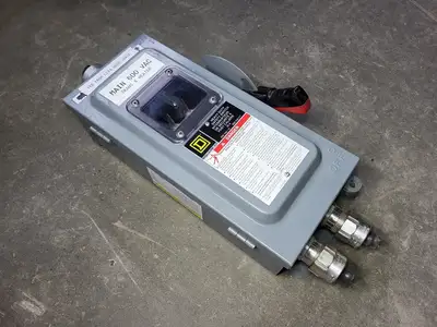 USED SQUARE D CH361AWK