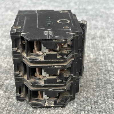 Used GE THQL3140 Circuit Breakers California US | Davliegogo LLC #1705984