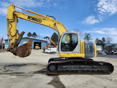 Used 2006 KOBELCO SK235SR LC-1E Crawler Excavators | Abele Tractor #1342797