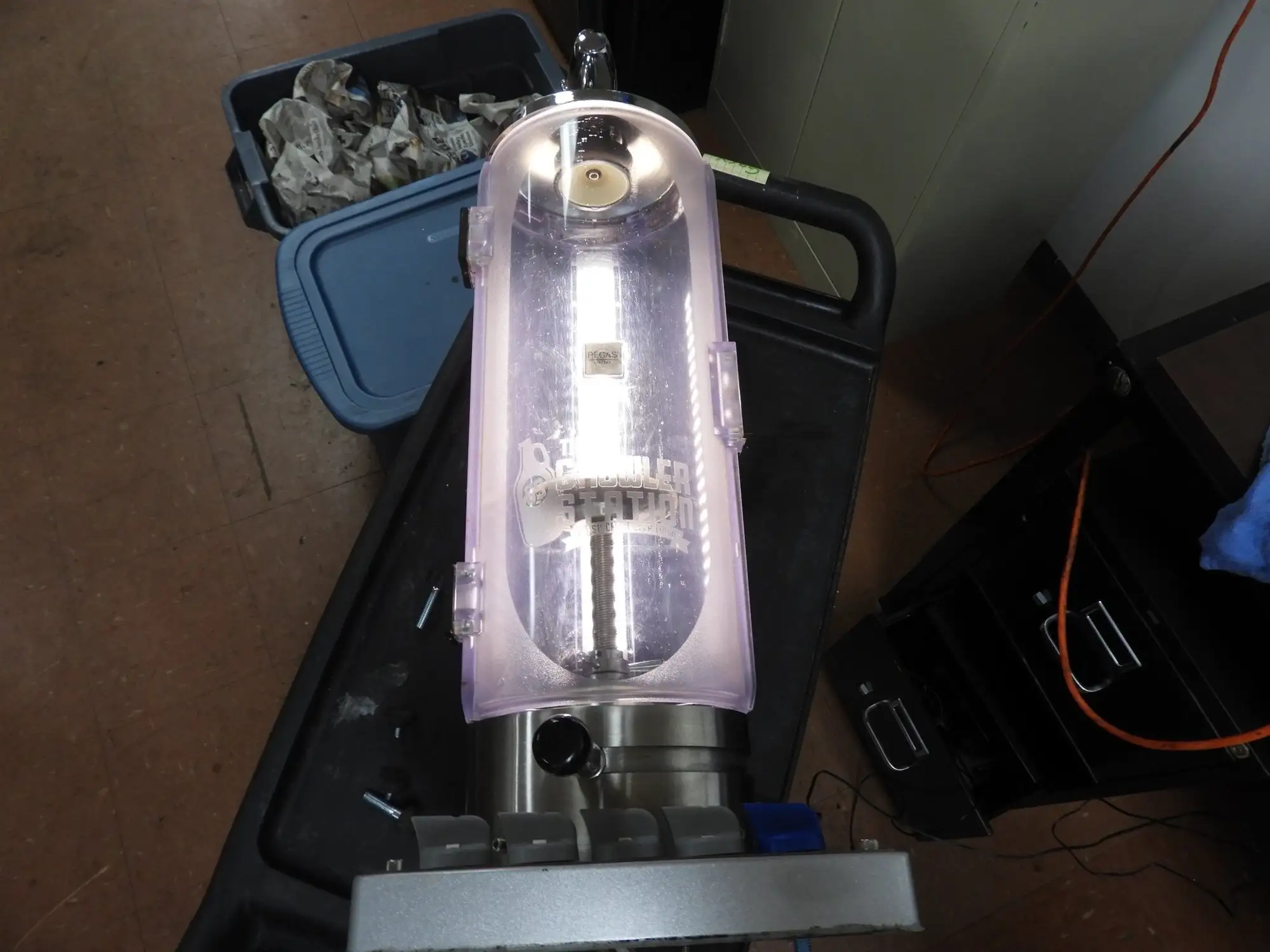 Used Pegas Used Pegas CrafTap Crowler/Growler Bottle Filler for Craft Beer Brewing Bottling Bottle Fillers Illinois US | Falcon Restaurant Supply #1376495