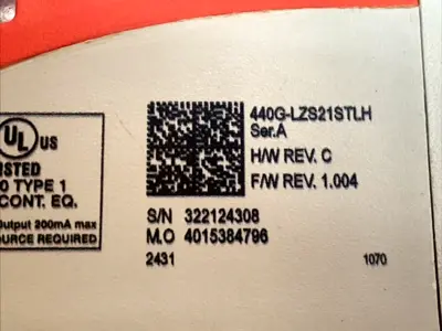 USED ALLEN-BRADLEY GUARDMASTER 24V DC RFID GUARDLOCK SWITCH SER A