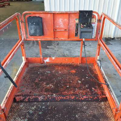 USED 2014 JLG 4069LE