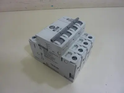 USED ALLEN BRADLEY 1492-CB3/G200 SER C