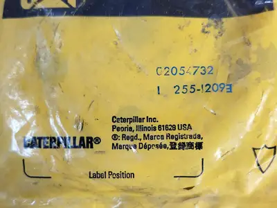 NEW CATERPILLAR 255-1209