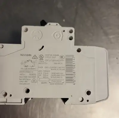 Eaton Faz-C1/3-NA miniature circuit breaker (BIN 354)