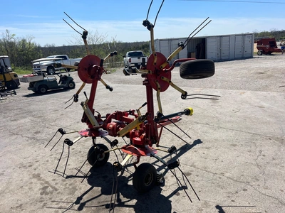 WALTON 4 BASKET TEDDER Tedder | County Equipment Company LLC (8)