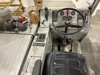 CLARKE AMERICAN-LINCOLN 578-532, 2260XP RIDING PROPANE SWEEPER