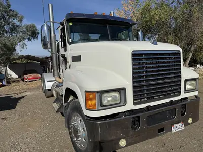 Used 2013 MACK PINNACLE CHU613 Conventional trucks California US | Ben Kaplan Equipment #1490085