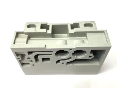 Used Numatics Pneumatic End Manifold Block XE, 1, 3/5 Ports Parts (Hydraulics and Pneumatics) Michigan US | Maverick Industrial Sales #1395112