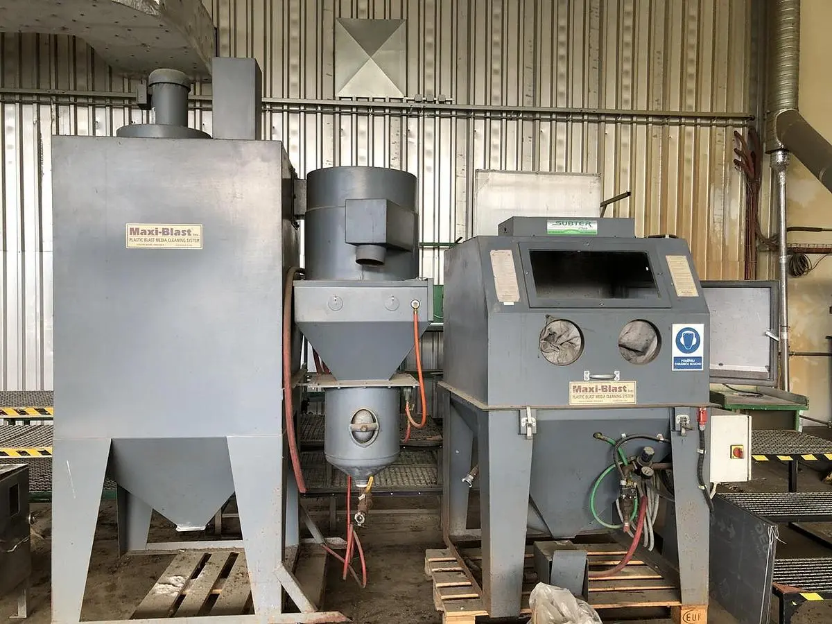 Used 2009 MAXI-BLAST MBT 4040 SL PC Blast Cleaning CZ | Amaron s.r.o. #1064928
