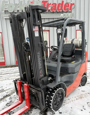 USED 2017 TOYOTA 8FGCU25