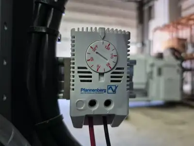 Double Fused Interrupter Switch 5 kV, 4160 Volts & Conduit Cabinet