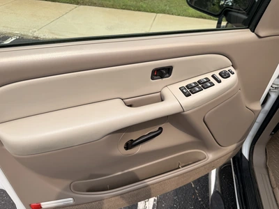 Used 2001 CHEVROLET SUBURBAN SUVs Michigan US | Miedema Asset Management Group #1357526