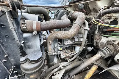 Used 2000 INTERNATIONAL 4900 DT466E Fuel & Lube Trucks Pennsylvania US | Proxy Equipment #1385352