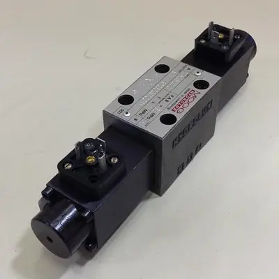 USED MOOG KWE43P06C08PC0BN