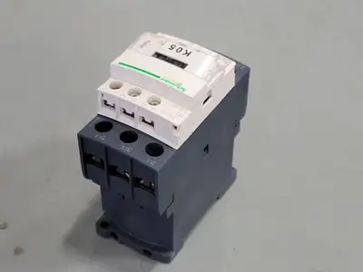 NEW SCHNEIDER ELECTRIC LC1D25BD