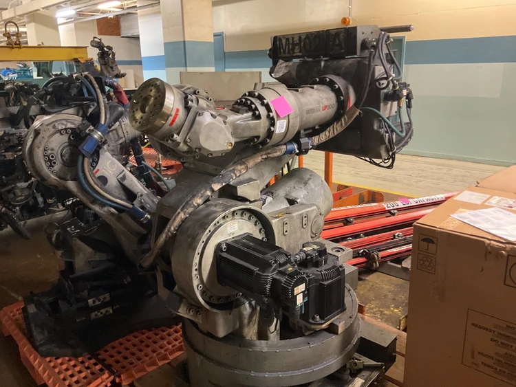 Used YASKAWA MOTOMAN-UP200 Misc Industrial Equipment Ohio US | Aucto #361424