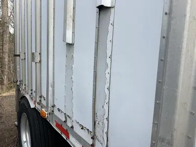 USED 2004 WILKINS WALKING / LIVE FLOOR TRAILER
