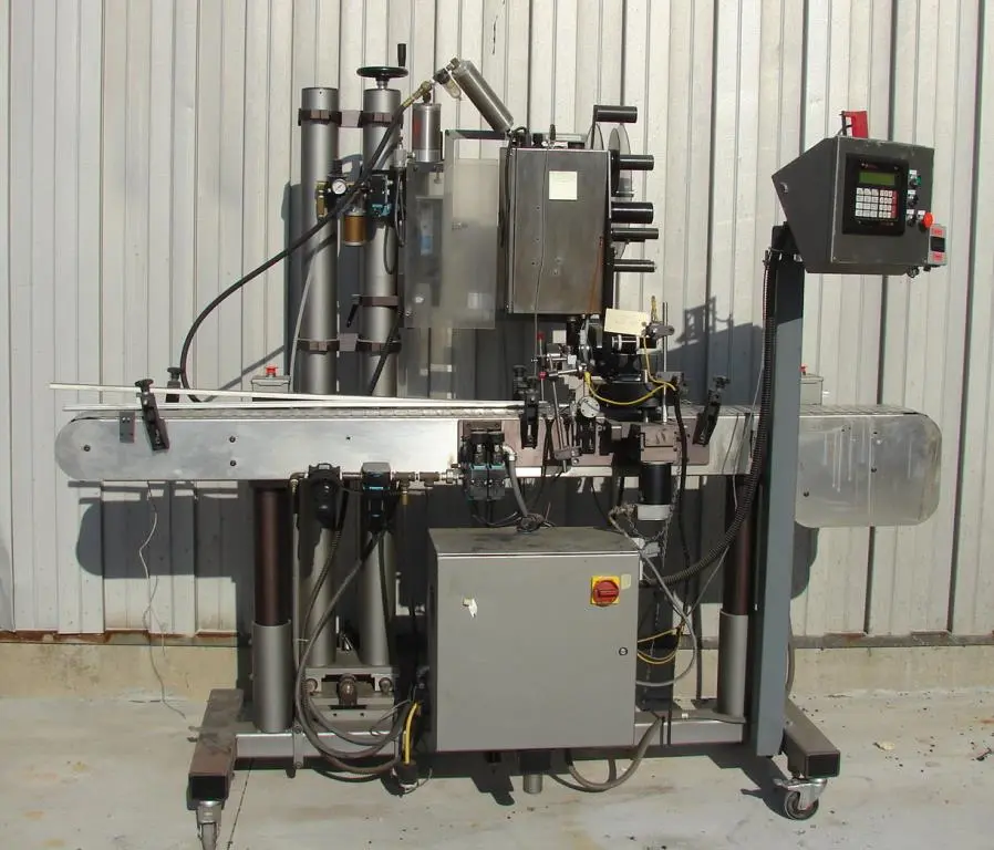 USED LABEL-AIRE 2111CD