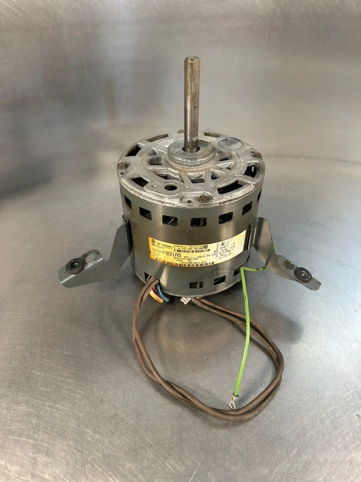 Ge 5KCP39MGP831AS 1/2 HP, 277V, 1 PH, 1075/900/750 RPM (11.6.1)