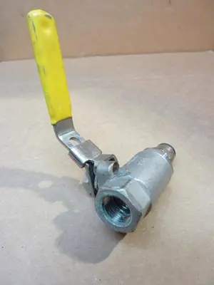 USED APOLLO VALVE605