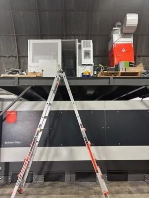 USED 2017 BYSTRONIC BYSMART FIBER 3015
