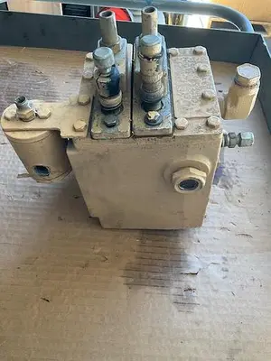 Ariel FF Lube Box Casting# 906051