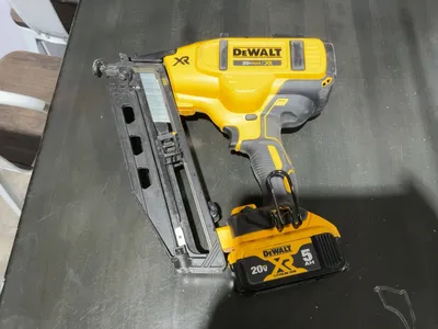 Used _UNKNOWN_ _UNKNOWN_ Nailers Michigan US | Miedema Asset Management Group #1295045