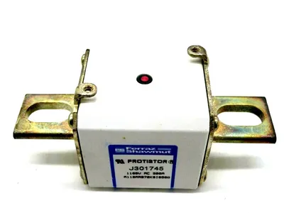 NEW LOT OF 3 FERRAZ SHAWMUT J301745 FUSE 500A 1100V