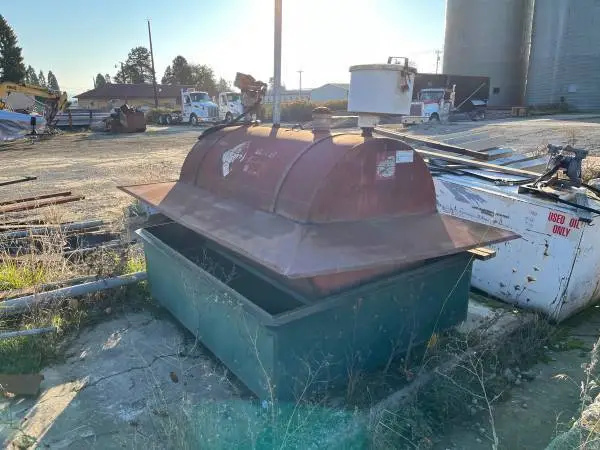 Used _UNKNOWN_ _UNKNOWN_ Stationary Fuel Tanks Oregon US | KNM Equipment Sales & Service #1363604