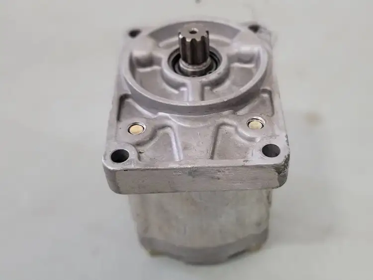 Used SALAMI 2PB13.8D-B62B1 Parts (Hydraulics and Pneumatics) British Columbia CA | Lenmark #265084