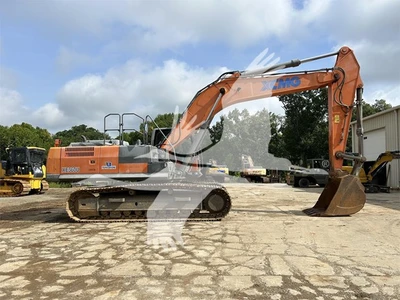 USED 2018 XCMG XE360U