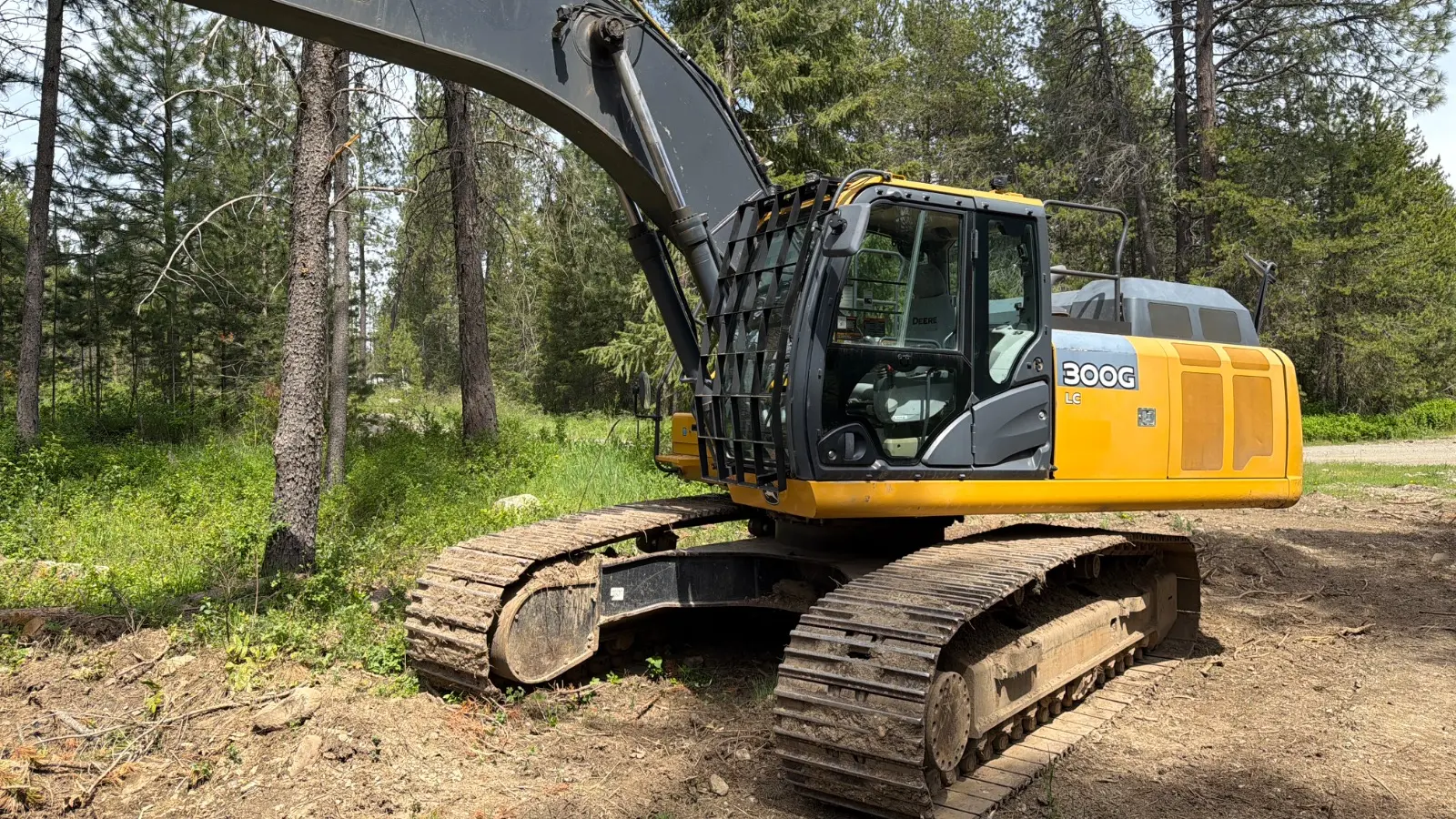 USED 2014 Deere 300G LC